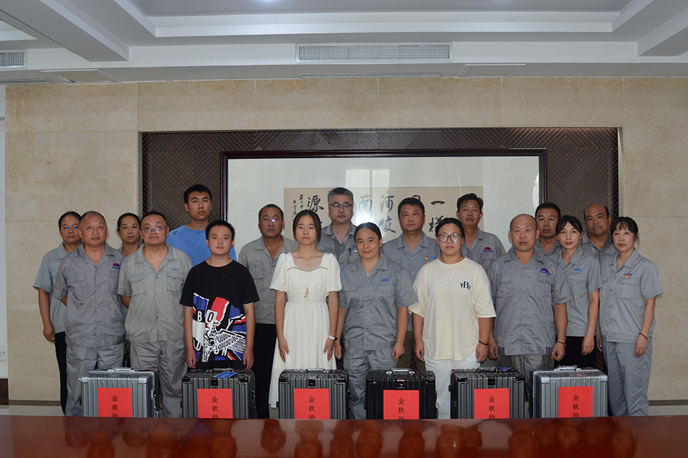 输入图片说明 输入图片说明